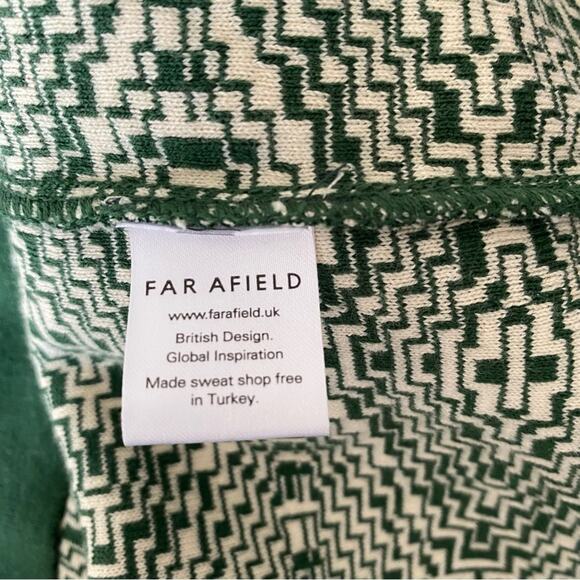 Far Afield Zigger Tribal Green Cream Cardigan Sweater size medium - Picture 8 of 8